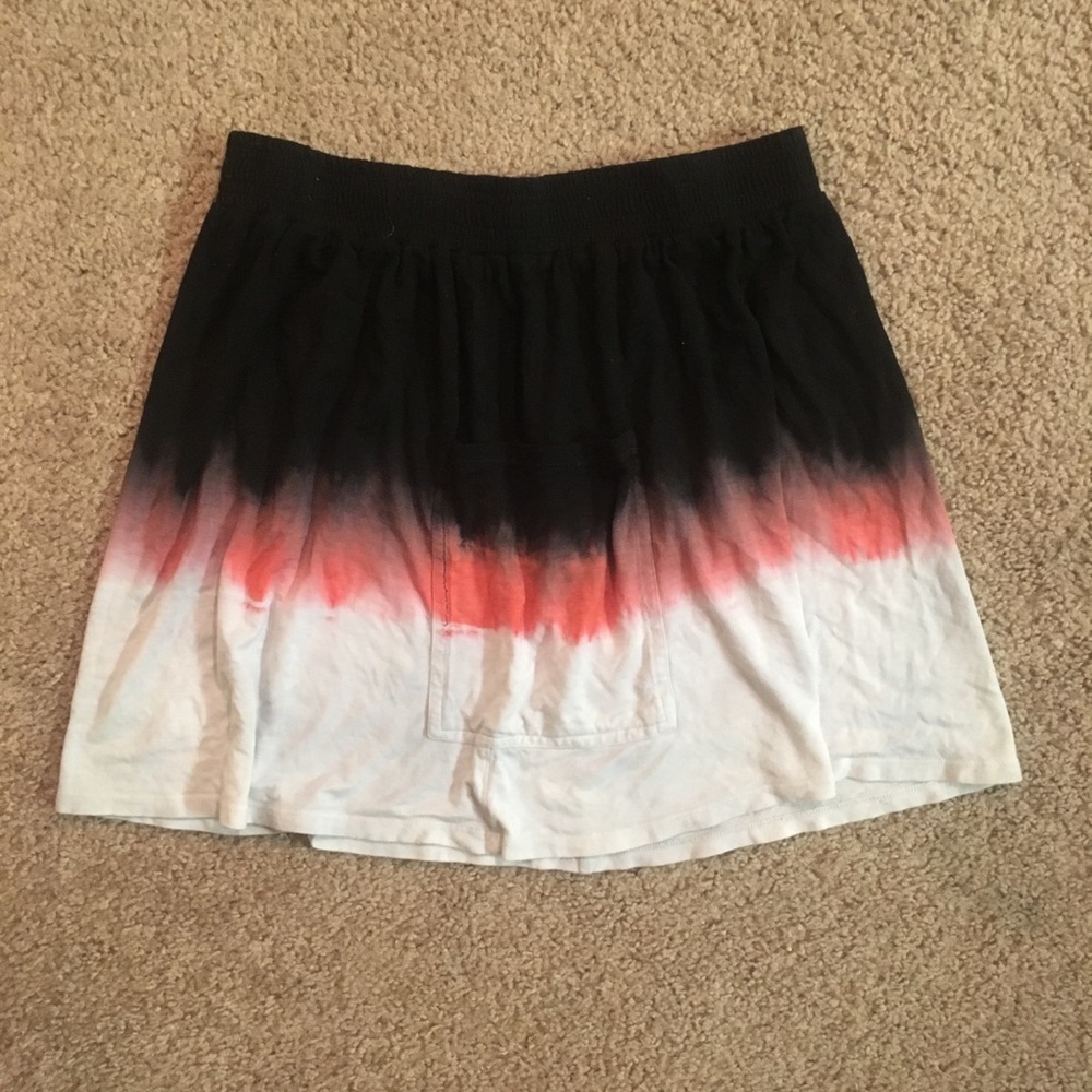 Tie dye skirt with pockets - Picture 2 of 2